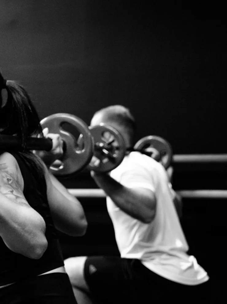 Group strength training with light barbells